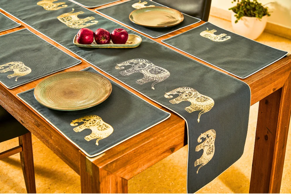 foil-print-dining-set-table-runner-mats