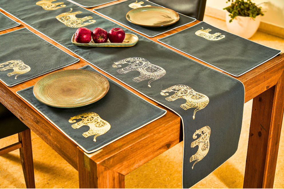 ivillage-foil-print-dining-set-table-runner-mats